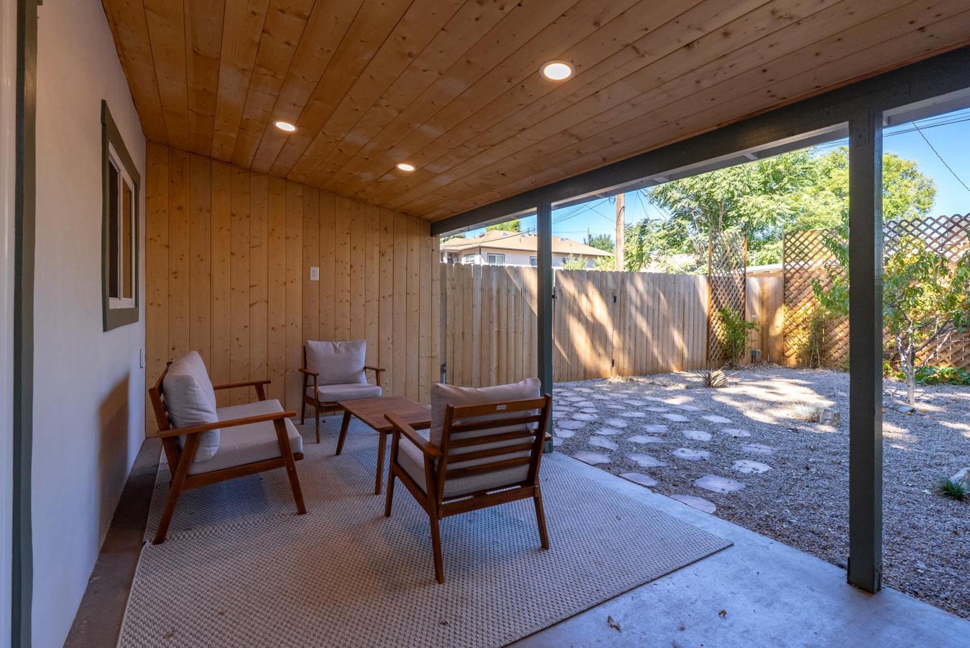 Serene Oasis Sauna And Cinema Пасо Роблс Экстерьер фото